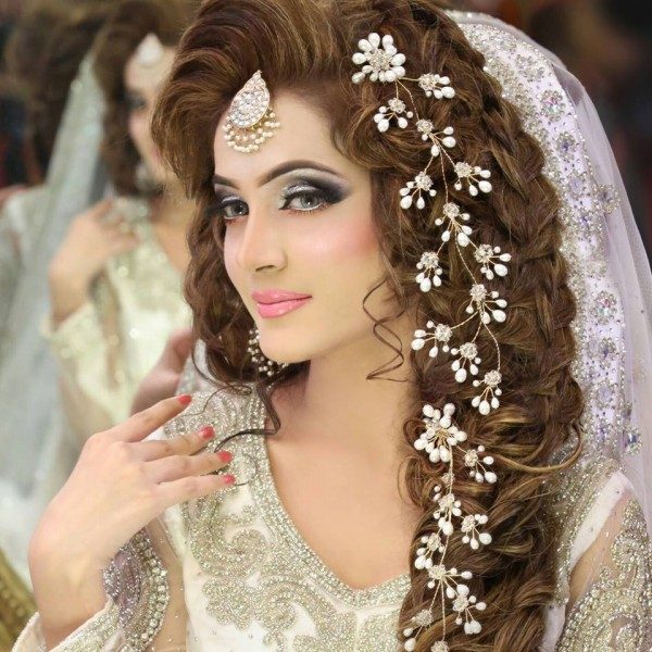 makeup artist in kolkata